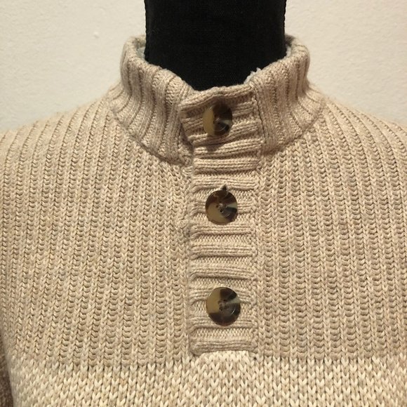 ❄️ SALE Cat & Jack Beige & White Sweater - Picture 3 of 6